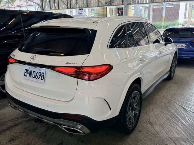 M-BENZ賓士 GLC300  第4張相片