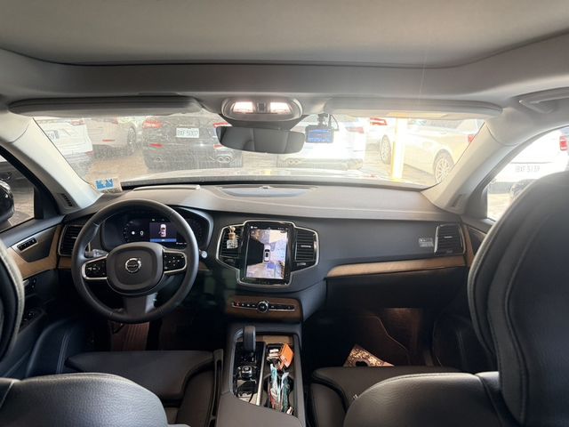 VOLVO富豪 XC90  第7張相片