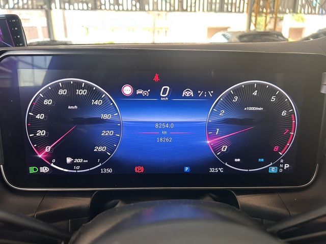 M-BENZ賓士 GLC200  第5張相片