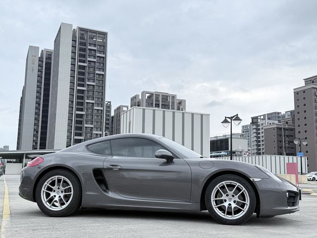 PORSCHE保時捷 CAYMAN  第3張相片