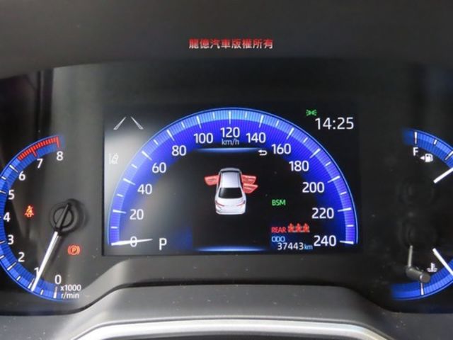 TOYOTA豐田 ALTIS  第4張相片