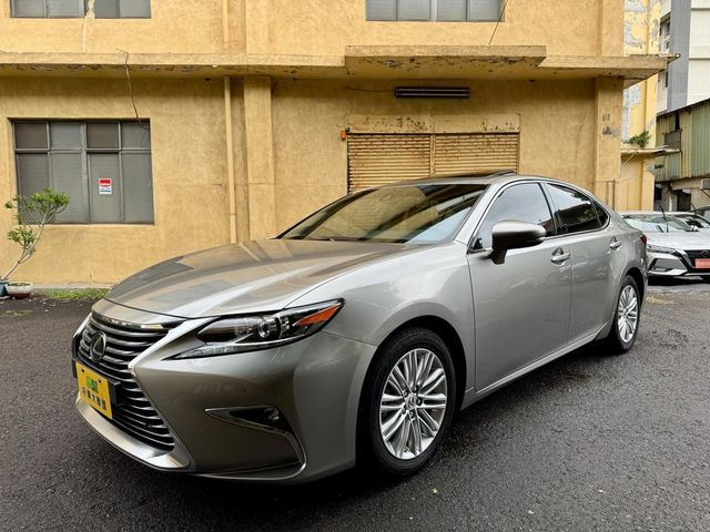 LEXUS凌志 ES200  第1張相片