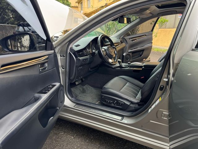 LEXUS凌志 ES200  第5張相片