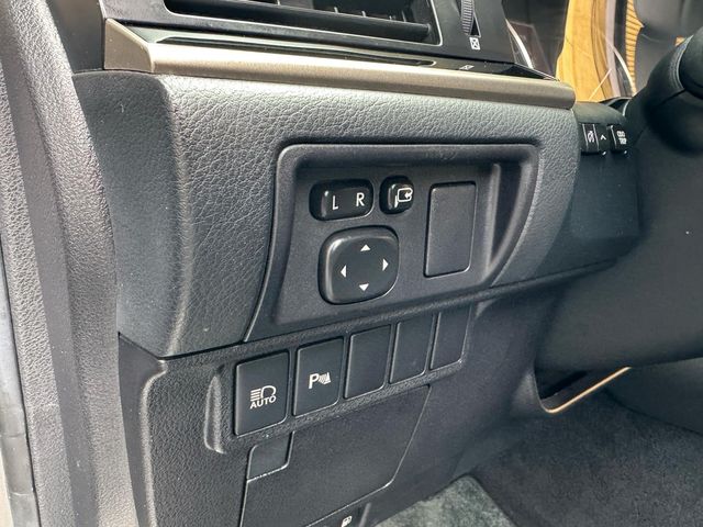 LEXUS凌志 ES200  第14張相片