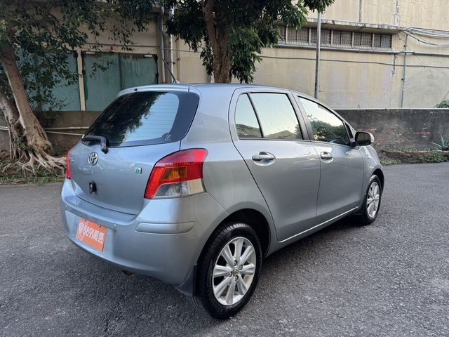 TOYOTA豐田 YARIS  第2張相片