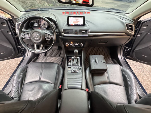 MAZDA馬自達 MAZDA 3  第3張相片