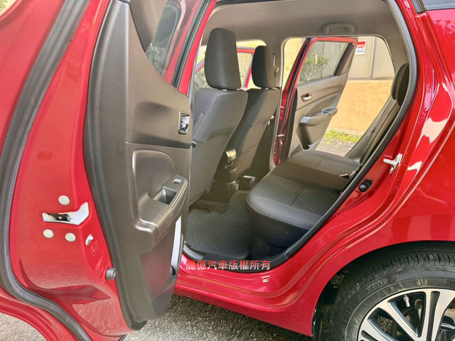 SUZUKI鈴木 SWIFT  第11張相片