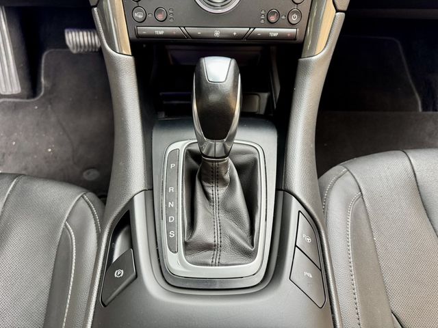 FORD福特 MONDEO  第15張相片
