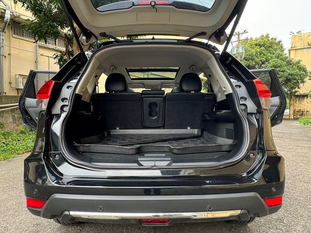 NISSAN日產 X-TRAIL  第10張相片