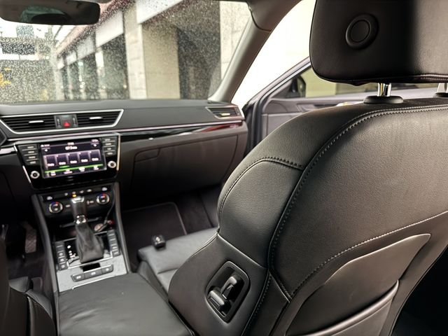 SKODA司科達 SUPERB  第12張相片