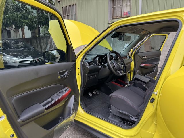 SUZUKI鈴木 SWIFT  第5張相片