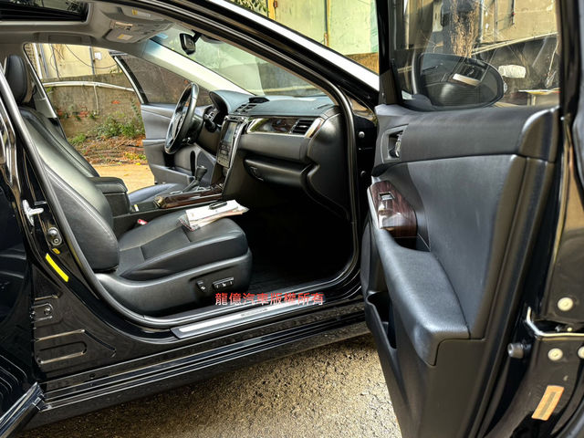 TOYOTA豐田 CAMRY HYBRID  第8張相片