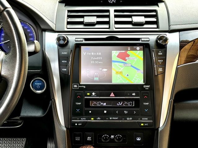 TOYOTA豐田 CAMRY HYBRID  第16張相片
