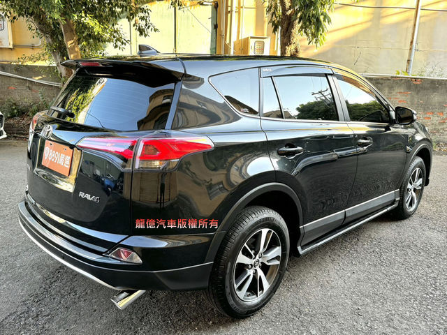 TOYOTA豐田 RAV4  第2張相片