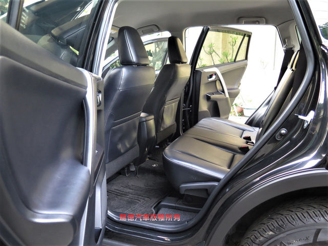 TOYOTA豐田 RAV4  第5張相片