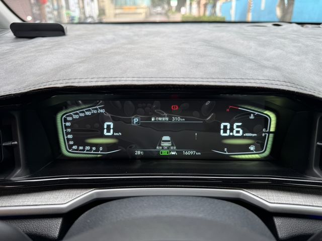 HYUNDAI現代 CUSTIN  第4張相片