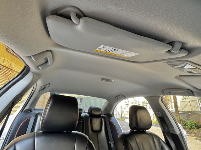 MITSUBISHI三菱 GRAND LANCER  第15張相片