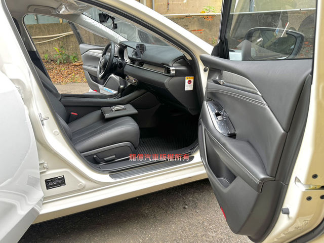 MAZDA馬自達 MAZDA 6  第9張相片