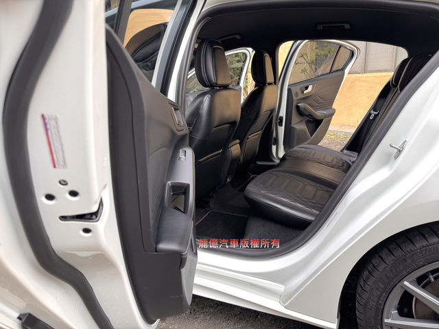 FORD福特 FOCUS  第6張相片