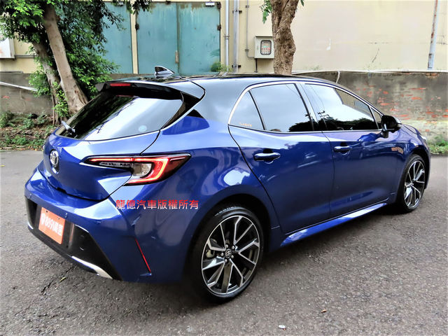 TOYOTA豐田 COROLLA SPORT  第2張相片