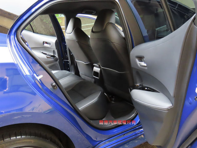 TOYOTA豐田 COROLLA SPORT  第7張相片