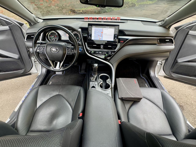 TOYOTA豐田 CAMRY HYBRID  第3張相片