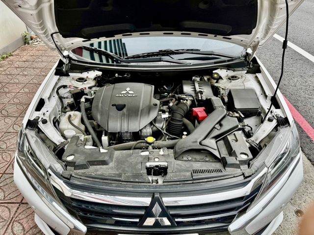 MITSUBISHI三菱 GRAND LANCER  第18張相片