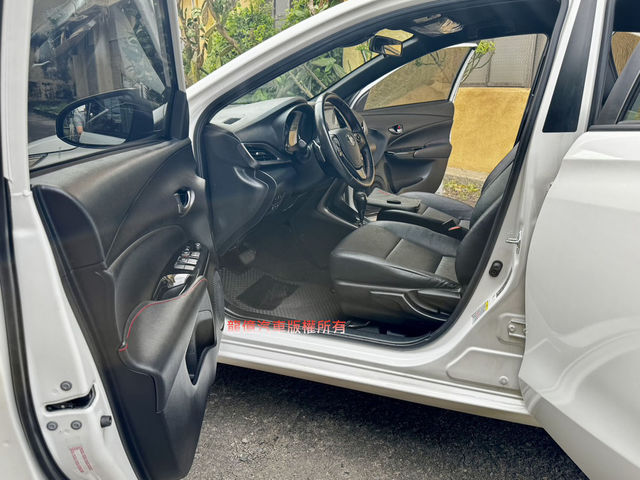 TOYOTA豐田 YARIS S  第4張相片