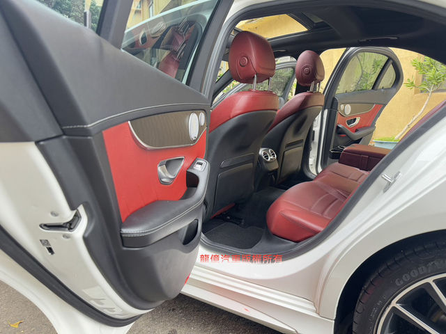 M-BENZ賓士 C300  第6張相片