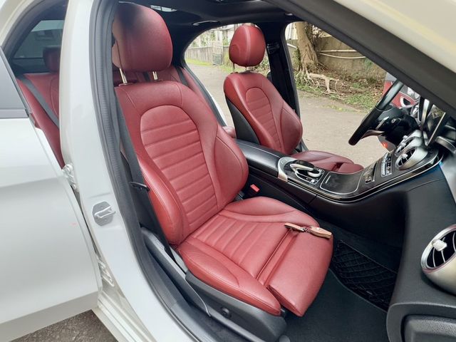 M-BENZ賓士 C300  第13張相片