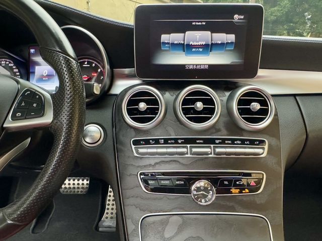 M-BENZ賓士 C300  第17張相片