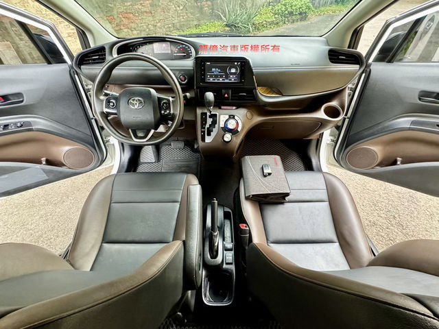 TOYOTA豐田 SIENTA  第3張相片
