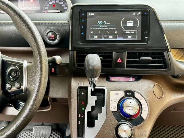 TOYOTA豐田 SIENTA  第17張相片