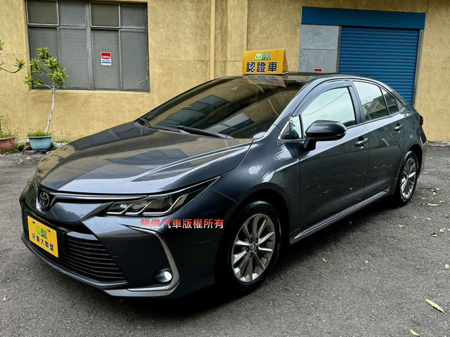 TOYOTA豐田 ALTIS  第1張相片