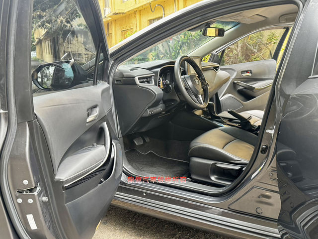 TOYOTA豐田 ALTIS  第5張相片