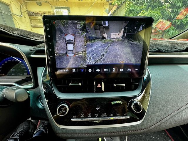 TOYOTA豐田 ALTIS  第11張相片