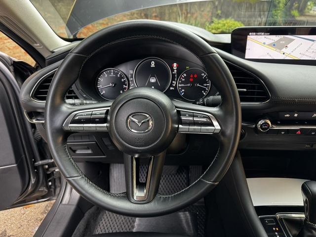 MAZDA馬自達 MAZDA 3  第15張相片