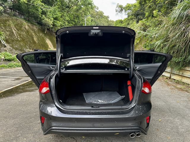 FORD福特 FOCUS  第9張相片