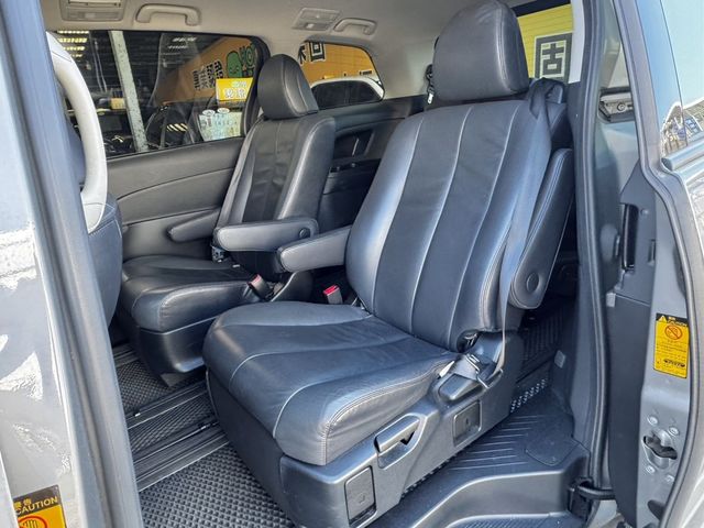 TOYOTA豐田 PREVIA  第11張相片