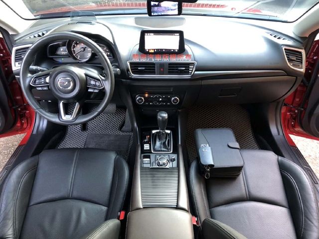 MAZDA馬自達 MAZDA 3  第3張相片
