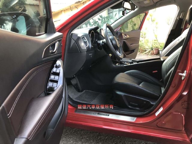 MAZDA馬自達 MAZDA 3  第4張相片