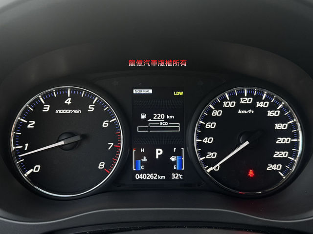 MITSUBISHI三菱 OUTLANDER  第4張相片
