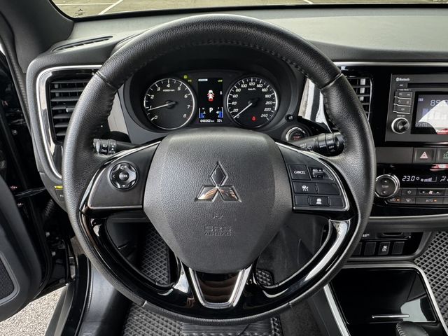 MITSUBISHI三菱 OUTLANDER  第16張相片