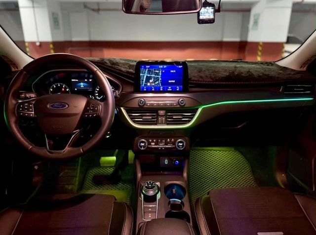 FORD福特 FOCUS ACTIVE  第2張相片