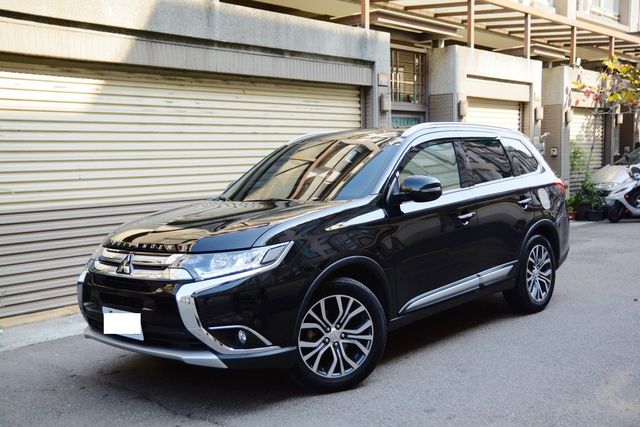 Mitsubishi 三菱outlander 奧蘭德中古車的價格 Findcar 找車網