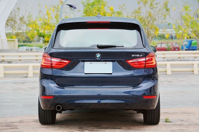 BMW寶馬 218D  第4張相片