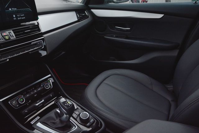 BMW寶馬 218D  第13張相片