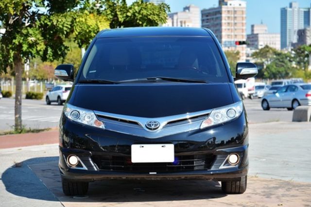 TOYOTA豐田 PREVIA  第3張相片