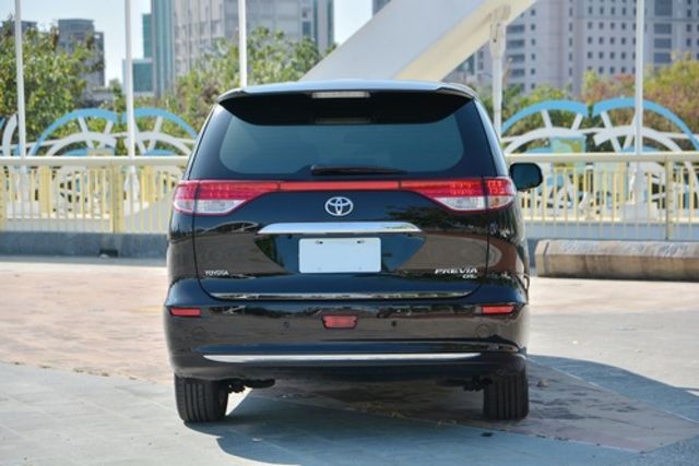 TOYOTA豐田 PREVIA  第4張相片