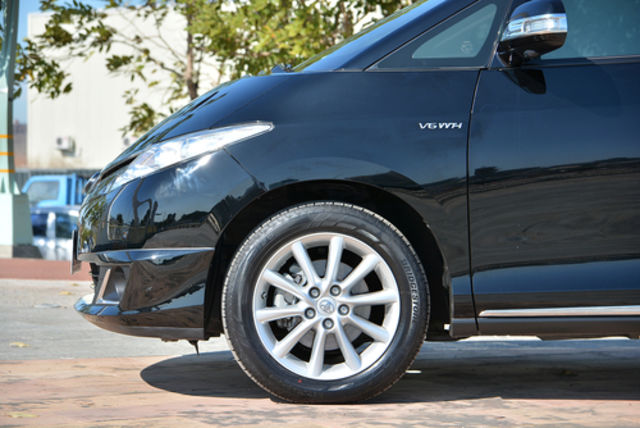 TOYOTA豐田 PREVIA  第6張相片